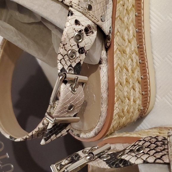 Vince Camuto Marsa Snakeskin Platform Espadrille Sandals - Picture 6 of 13